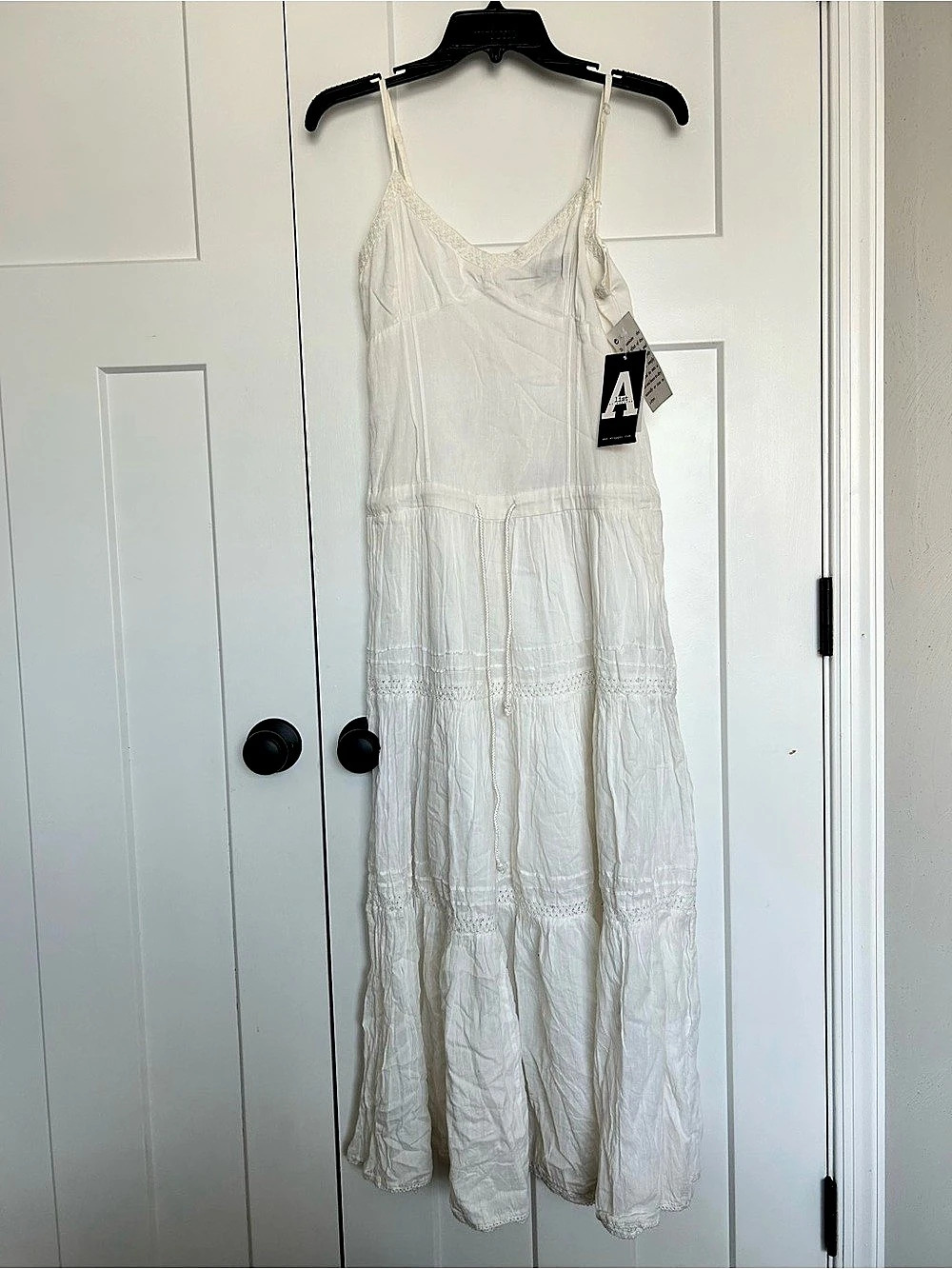 A- list by Wrapper White Maxi Dress with back zipper - Size 3 NWT